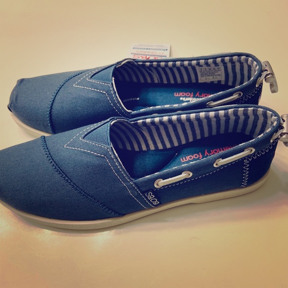 Skechers Shoes - Bobs navy memory foam size 8 new